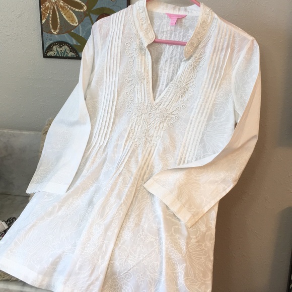 Lilly Pulitzer Tops - Amazing Pearl Beading Lilly Pulitzer White Tunic S